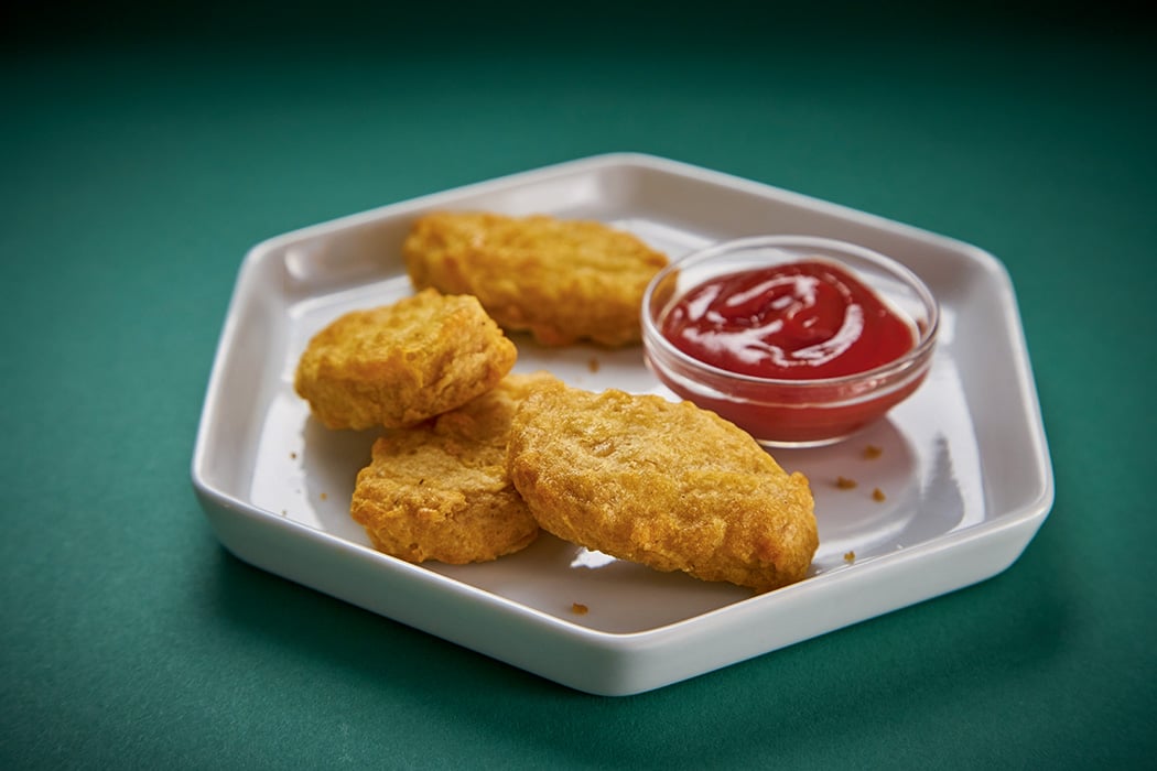 Chicken nuggets with ketchup