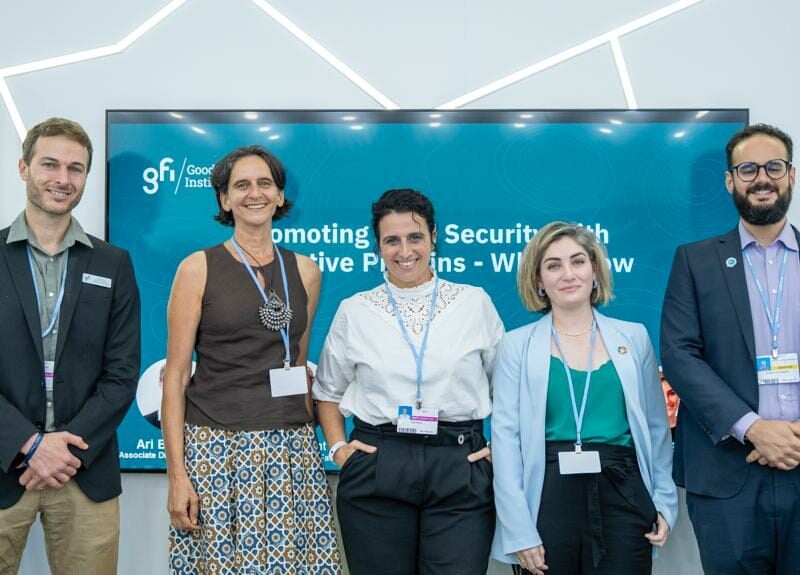 A gfi israel event at the israeli national pavilion, with gfi israel’s ari ben dror, the chief scientist of the ministry of environmental protection, aleph farms vp of sustainability, strauss group’s vp of sustainability, and gfi brazil’s gus guadagnini.