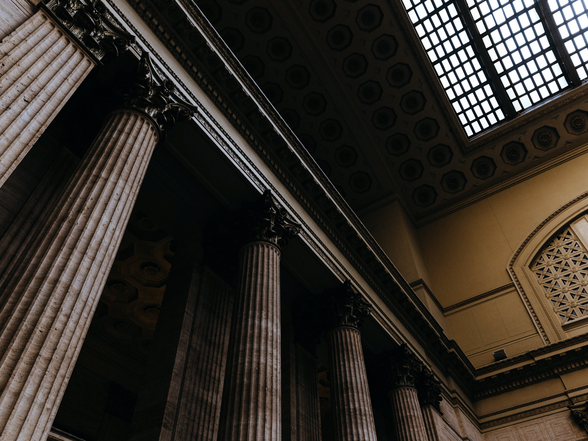 Massachusetts state programs 1 Columns in a government building